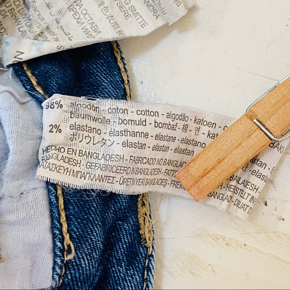 Trafaluc by Zara Denim Shorts (size 4) - Picture 9 of 10